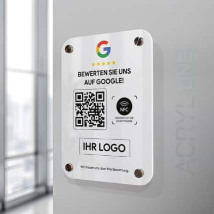 Weißes NFC-Wandschild aus Acrylglas DIN A5 für Google-Bewertungen personalisiert QR-Code